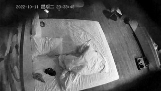 流出酒店摄像头偷拍大叔约炮小姨子偷情床头干到床尾