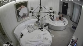 【360水滴TP】白色浴缸房偷拍很久没做爱的小年轻情侣一天干了4炮 妹子的叫声听起来很享受