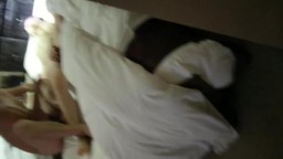 【clooy精品】氣質美少婦被變態老公灌醉后酒店開房讓同事操她，自己當綠帽男全程錄像