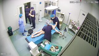 稀缺资源2021五月黑客破解整形医院摄像头偷拍美少妇全身麻醉做抽脂纤体任由医生摆布