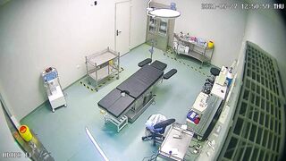 稀有资源黑客破解整形医院手术室摄像头监控偷拍有钱少妇脱光光抽脂全身麻醉，任人摆布1080P高清版