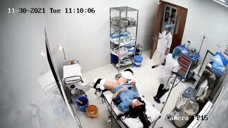黑客破解医院妇科检查治疗室监控摄像头偷拍阴道内窥检查被麻醉的妹子做人流手术
